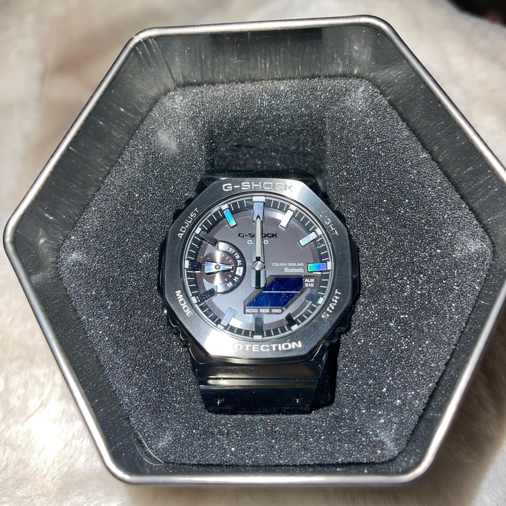 G-SHOCK GMB2100BD-1A
NEW WITH TAGS